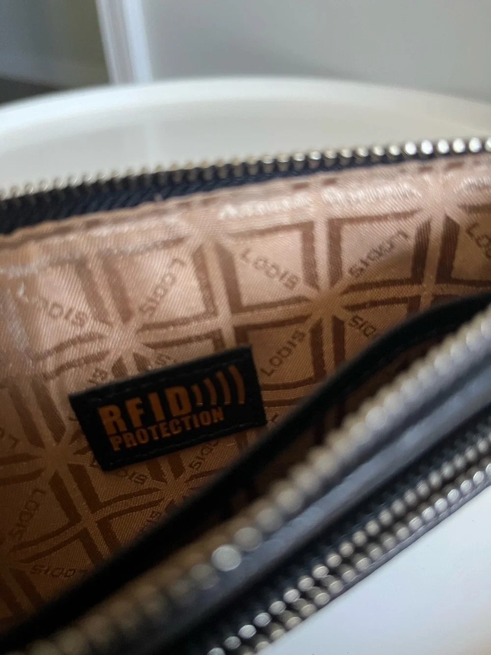 Lodis genuine leather